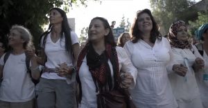 Milhares de mulheres israelitas, muulmanas e crists marcham juntas pela paz em Israel