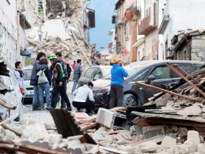 Já são 73 pessoas mortas em terremoto na Itália